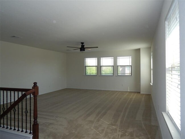 Building Photo - 358 Alamosa Dr