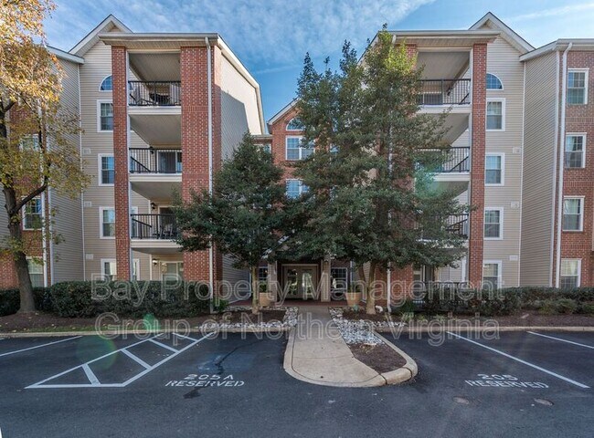 Building Photo - 3311 Wyndham Cir