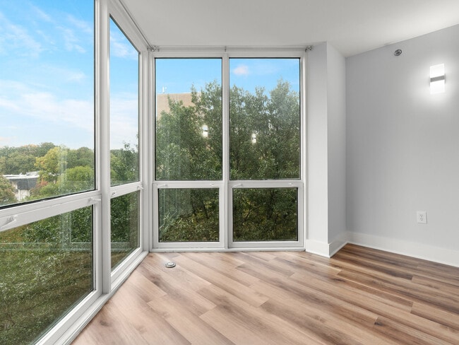 Building Photo - 2870 Pharr Ct S Northwest