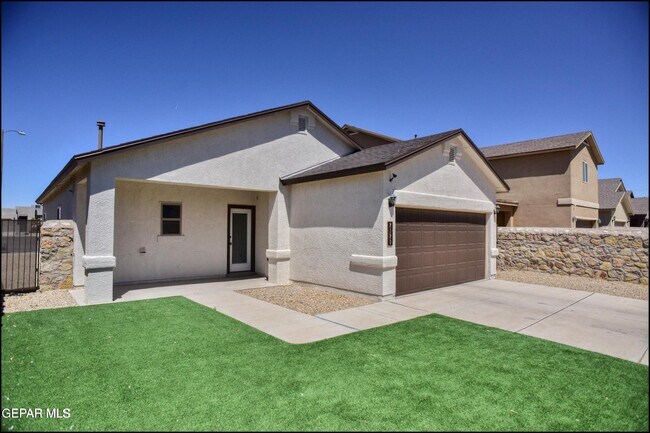 Building Photo - 2120 Thomas Lackland St