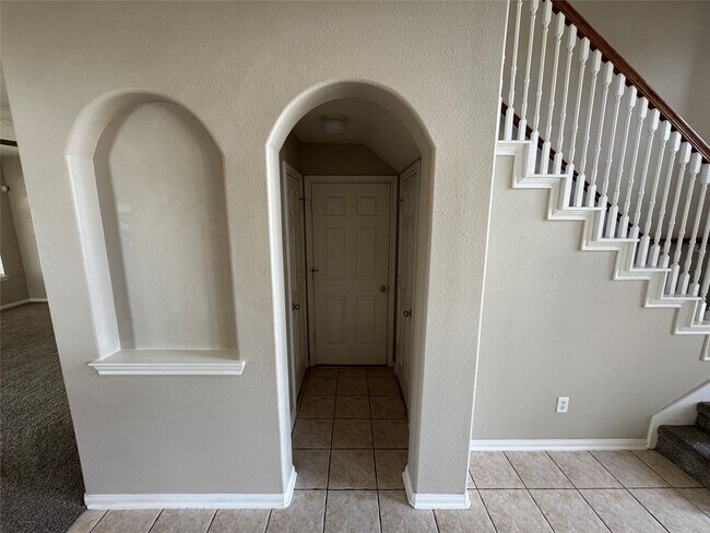 Building Photo - 17703 Towne Bridge Dr