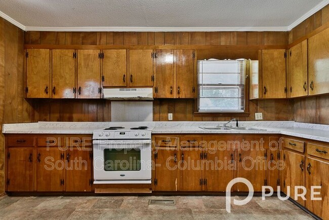 Building Photo - 4444 Dennis Dairy Rd