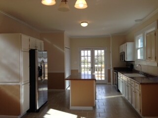 Building Photo - 8490 Dandelion Ln