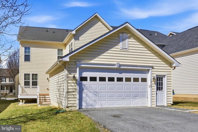 Building Photo - 1312 Volunteer Dr