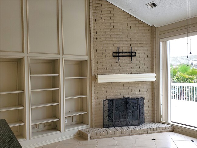 Building Photo - 20114 Atascocita Shores Dr