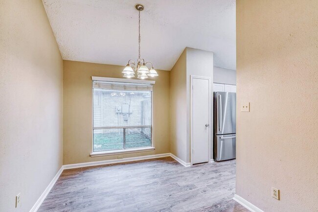 Building Photo - 10579 Twilight Moon Dr