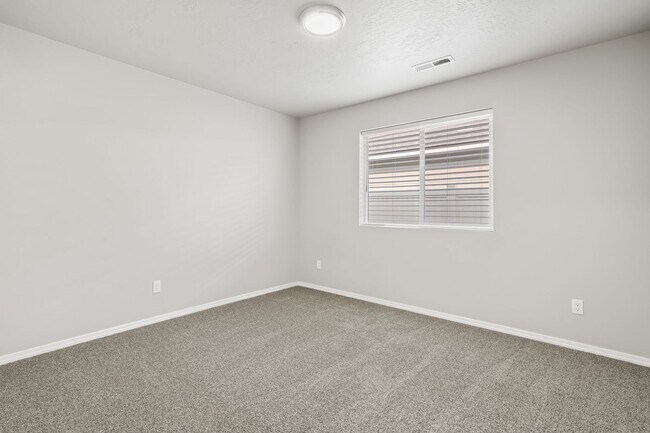 Building Photo - Gorgeous Single Level 4bd/2ba Kuna Home