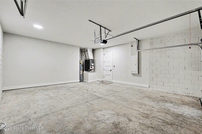 Building Photo - 276 Americana Blvd NW