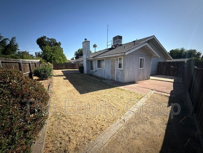 Building Photo - 2139 S Conyer Ct