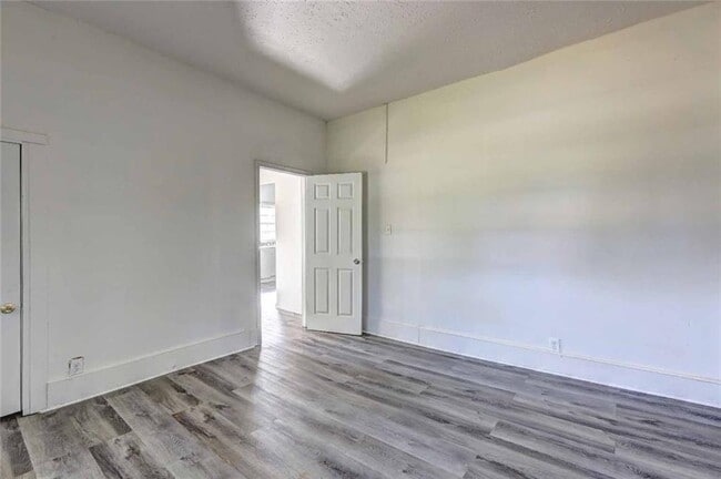 Building Photo - 760 Magnolia Dr