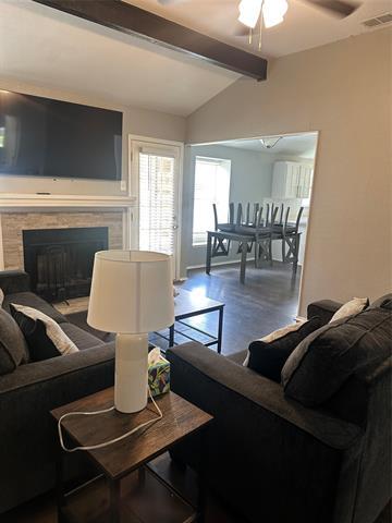 Building Photo - 627 S Walnut Creek Dr