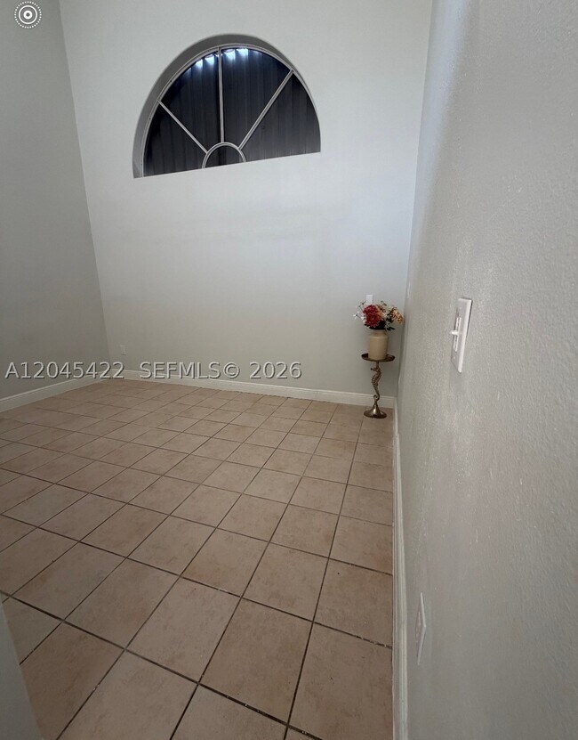 Building Photo - 8277 NW 194th Terrace