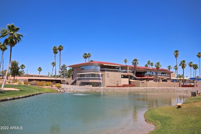 Building Photo - 1800 E Winged Foot Dr