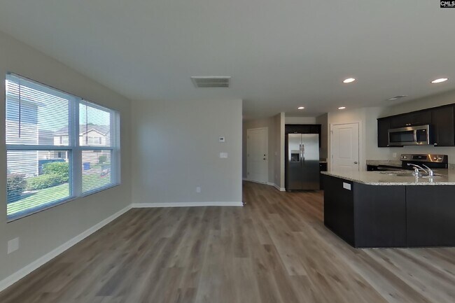 Building Photo - 1430 Sandra Dr