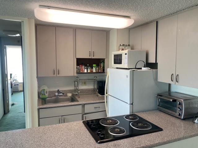 Building Photo - 445 Seaside Ave