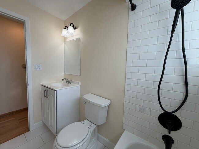 Building Photo - 8101 83rd Pl