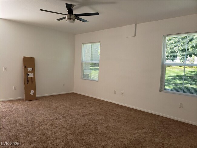 Building Photo - 10001 Peace Way