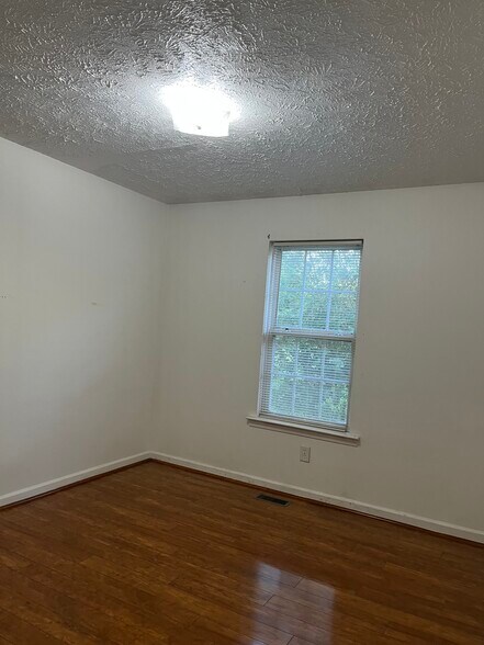 Bedroom #3 - 2047 Horncastle Dr
