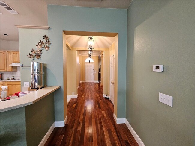 Building Photo - 2813 Gulf Breeze Ct