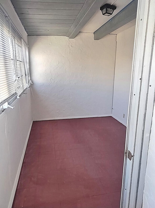 Building Photo - 2017 NW 46th Ave