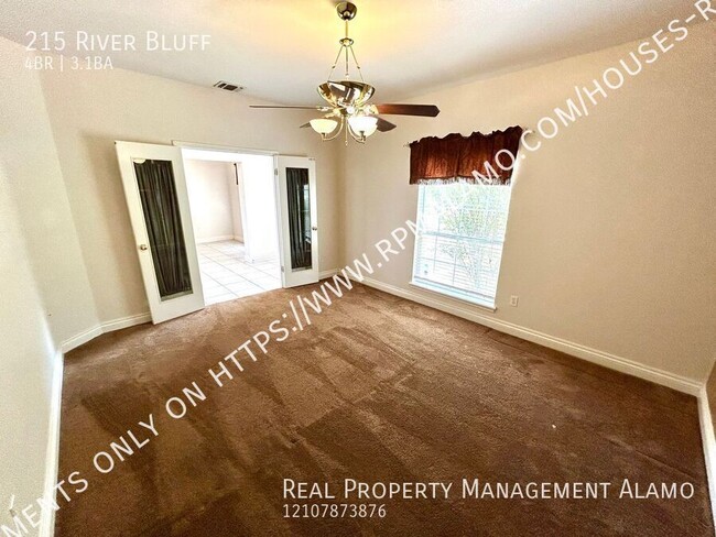 Building Photo - AVAILABLE NOW! 2-Story 4 Bedroom / 3.5 Bat...