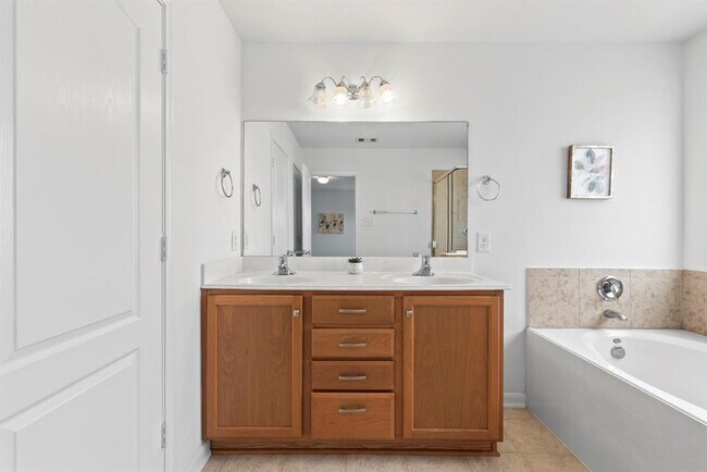 Building Photo - 22611 Bellwick Ridge Ln