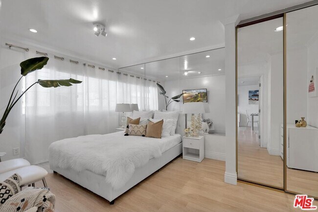 Building Photo - 101 California Ave