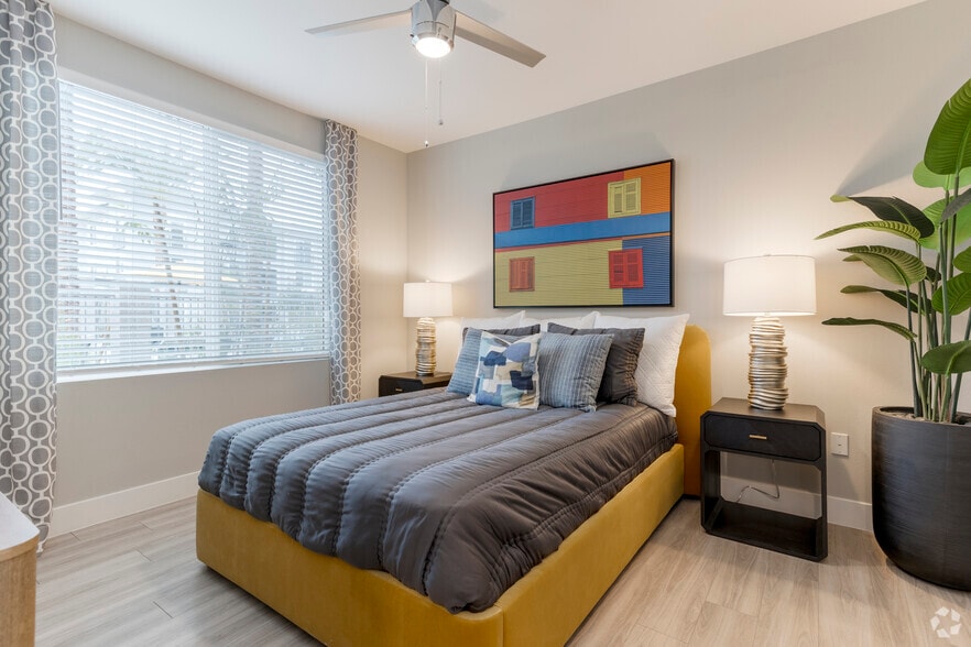 2BR, 2BA - 1,081SF - Primary Bedroom - The Amelia