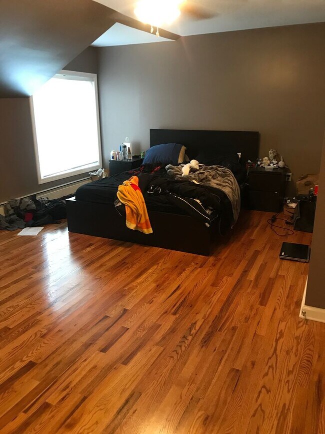 Building Photo - 28 Nash St