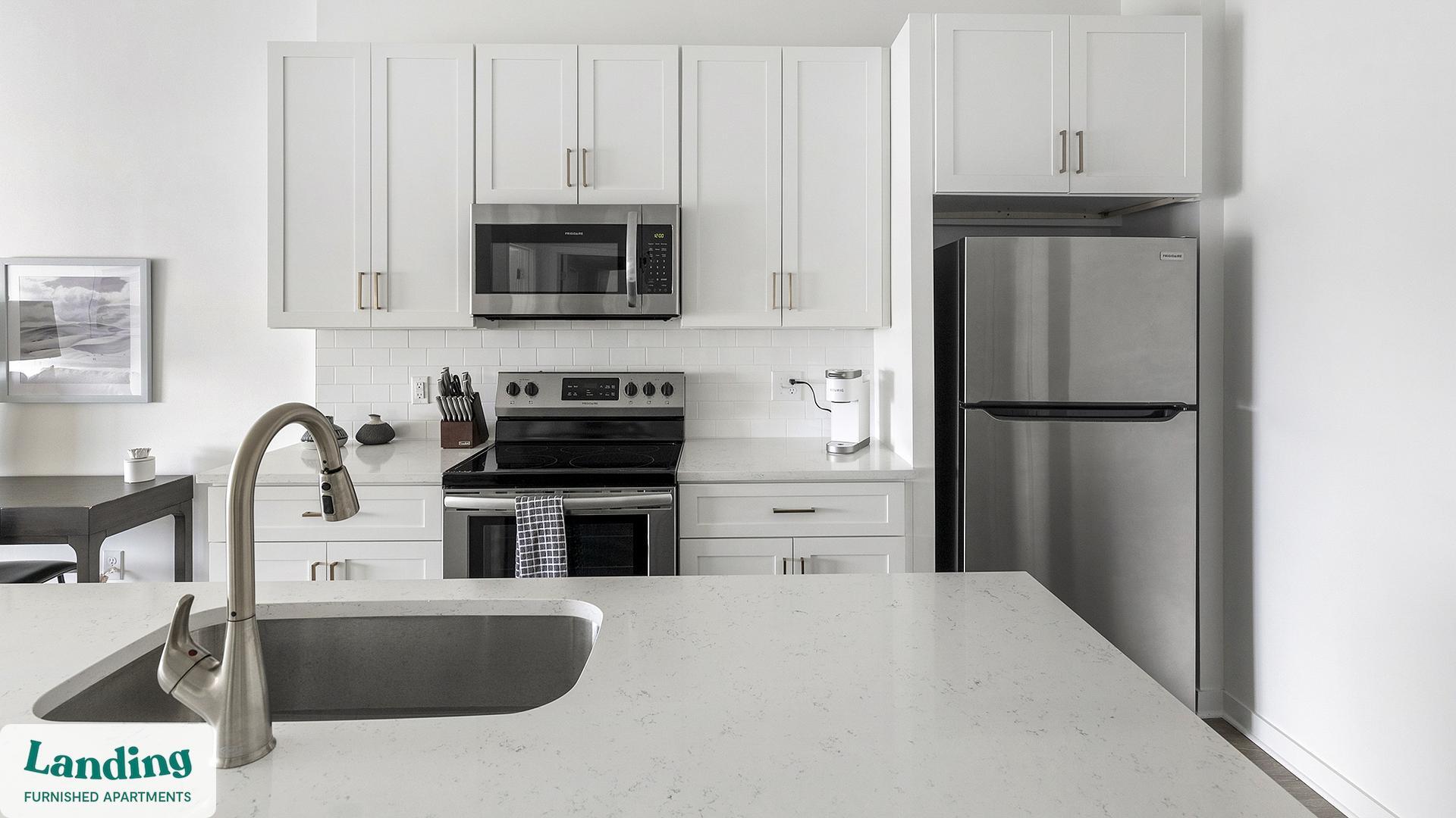 Building Photo - 2708 Old Lebanon Pike