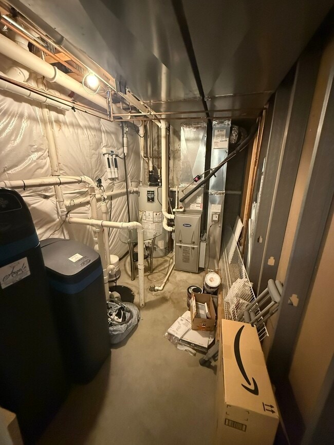 Building Photo - 2856 Henley Ln