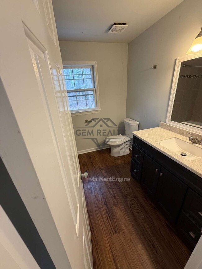 Building Photo - 4 Bryant St