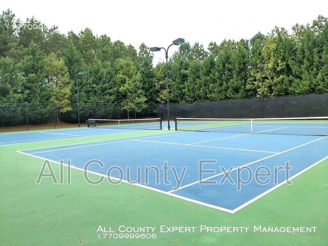 Building Photo - 5005 Shiloh Crossing Way