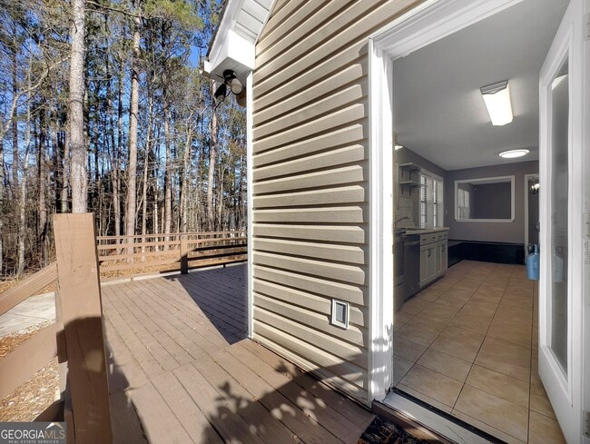 Building Photo - 410 Invector Ct