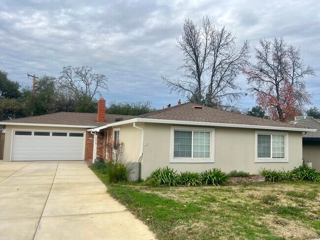 Primary Photo - Beautiful and newly remodeled home in Rose...