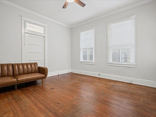 Building Photo - 1151 Caroline Ave