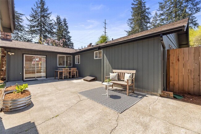 Building Photo - 4Bd/1.75Ba Seattle House