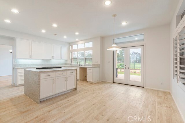 Building Photo - 11930 N Riviera