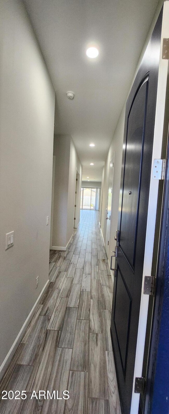 Building Photo - 6621 E Villa Rita Dr