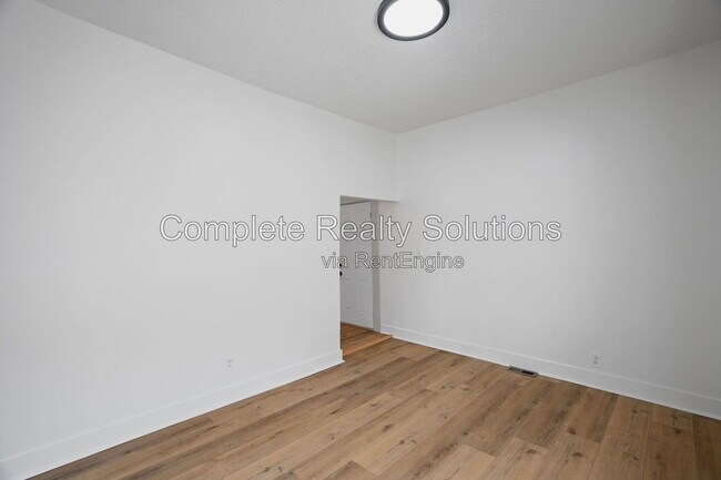 Building Photo - 2928 Texas Ave