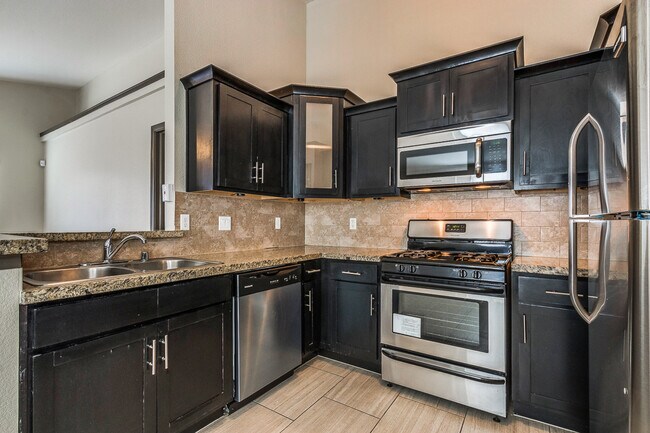 Building Photo - Charming 4 Bedroom Corner Lot Home For Rent