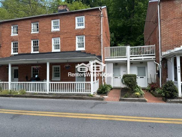 Building Photo - 943 Oella Ave