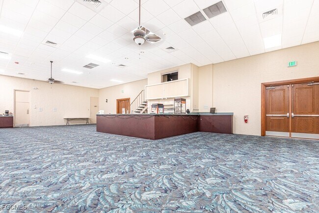 Building Photo - 6102 Augusta Dr