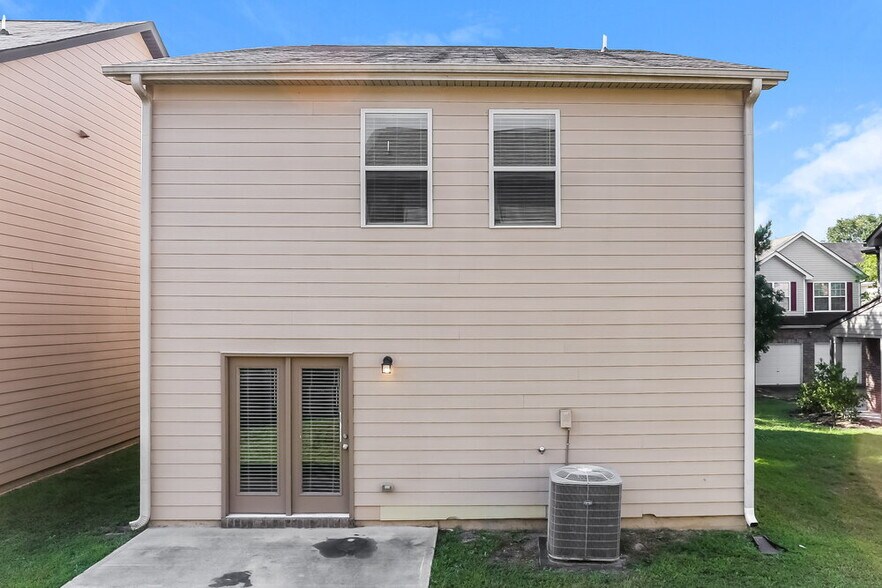 Building Photo - 5992 Nile Ct