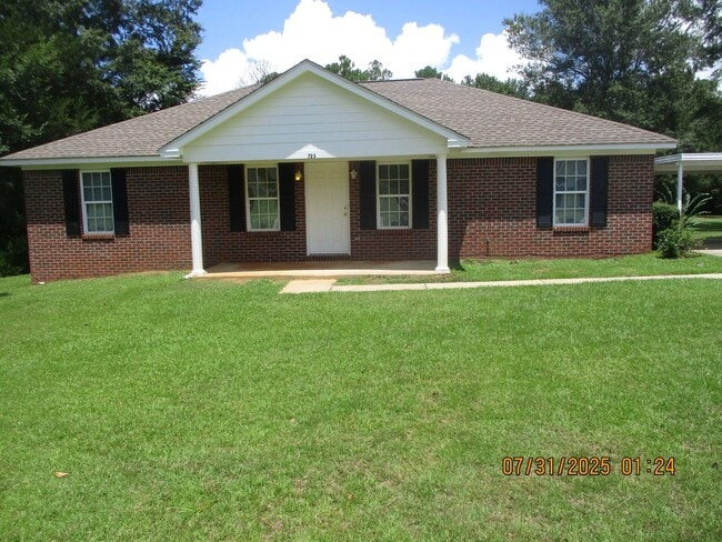 Primary Photo - 723 Shamrock Dr