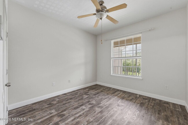 Building Photo - 7990 Baymeadows Rd