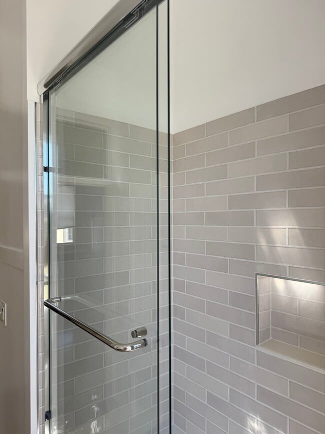 Building Photo - 817 Foothill Blvd