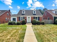 Building Photo - 2127 New Berne Rd