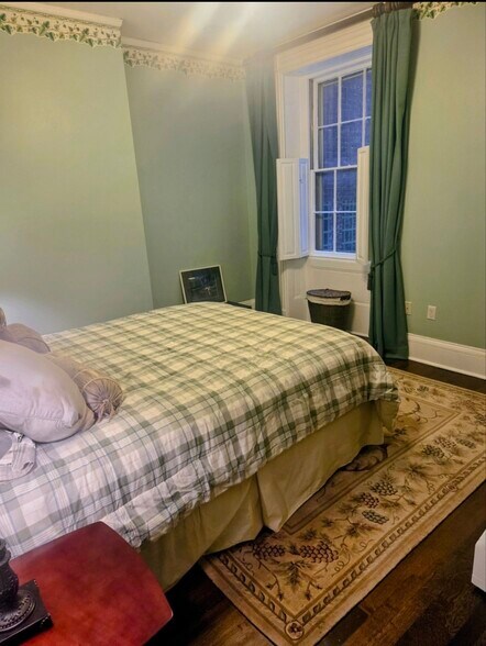 Building Photo - 73 Pinckney St