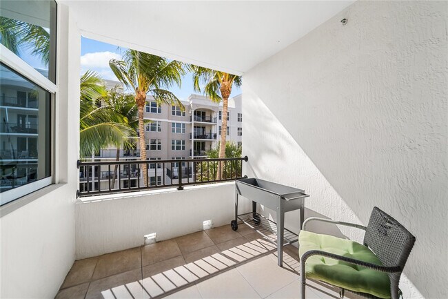 Building Photo - 101 SE 20th Ave